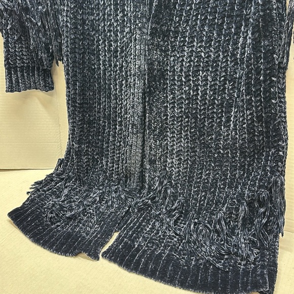 G.I.L.I CARDIGAN BLUE WITH FRINGE 1XXS LEFT! - Picture 10 of 11